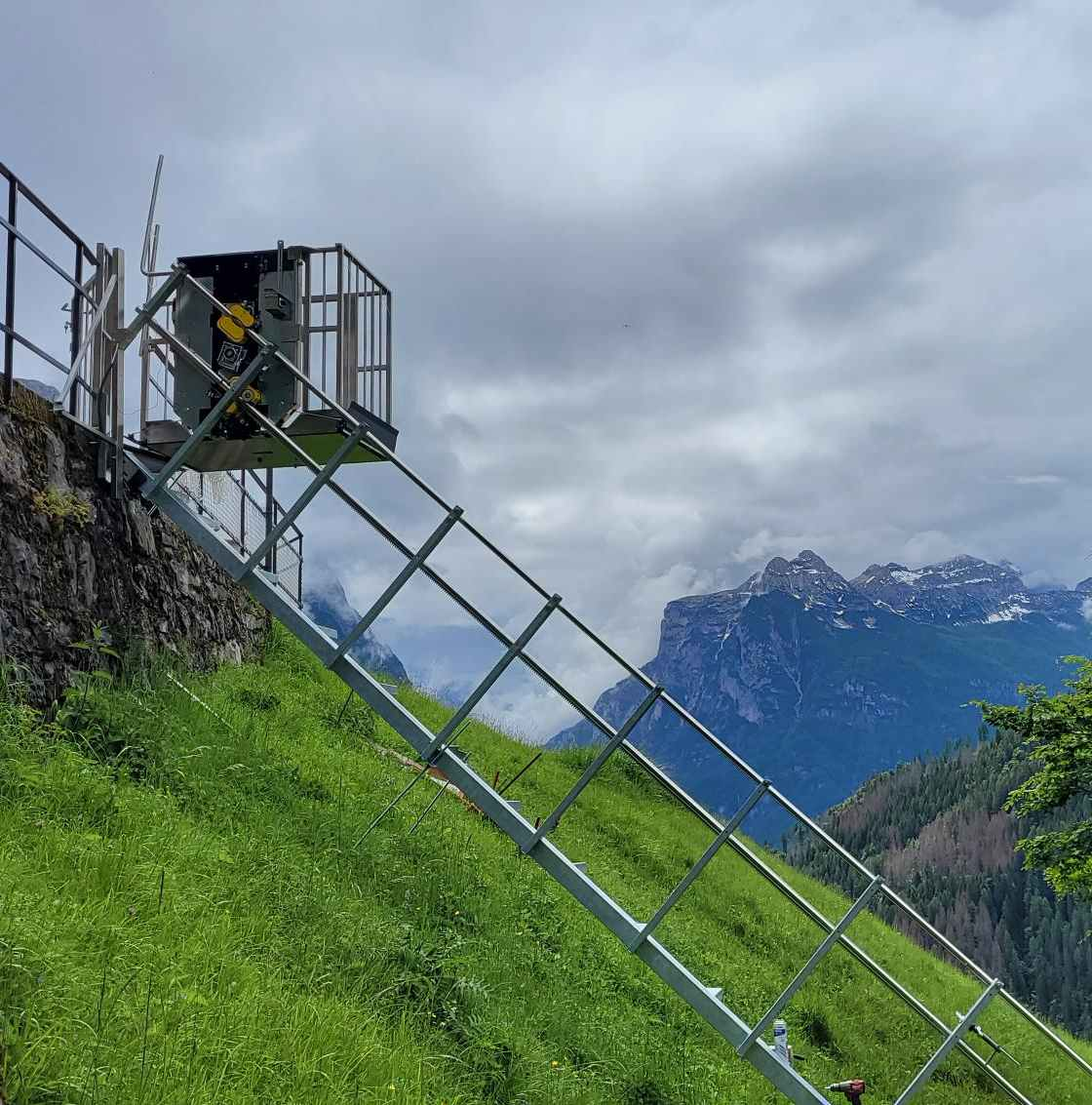 GTLE in the Dolomites length 30 m slope 45 to 50 degrees